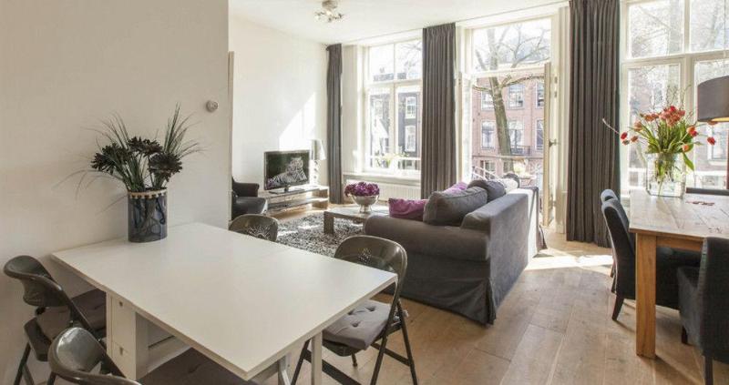 Sarphati Apartments Suites