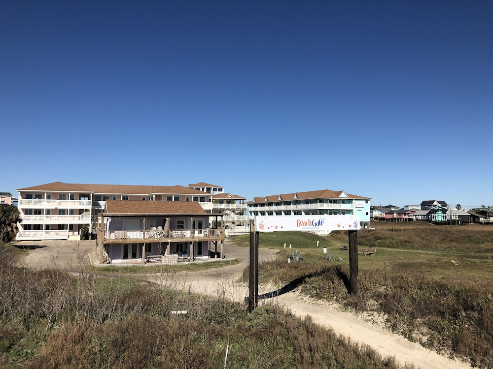 Beachgate CondoSuites & Motel - photo 165