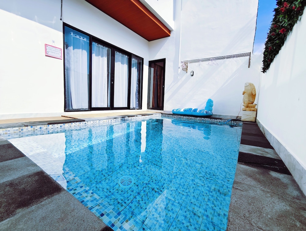 Joy Private Pool House — 4-Star Luxury Hotel in Kuta, Indonesia