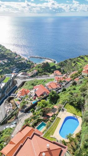 Unique Tropical Style Penthouse with a Dreamy View by Portugal Collection — 4-Star Luxury Hotel in Calheta, Portugal