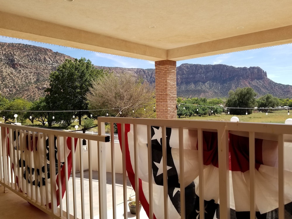 Zion's Most Wanted Hotel - photo 67