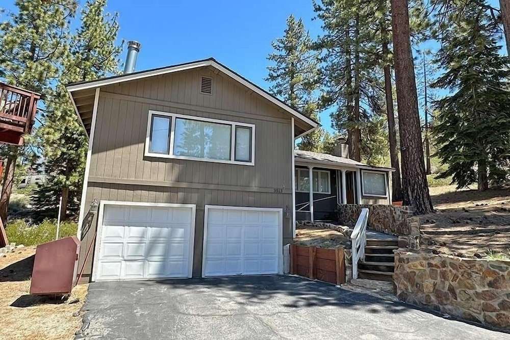 3513 Pony Express — South Lake Tahoe