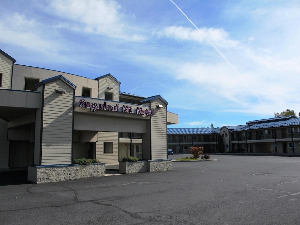 Sugarloaf Mt Motel - photo 27