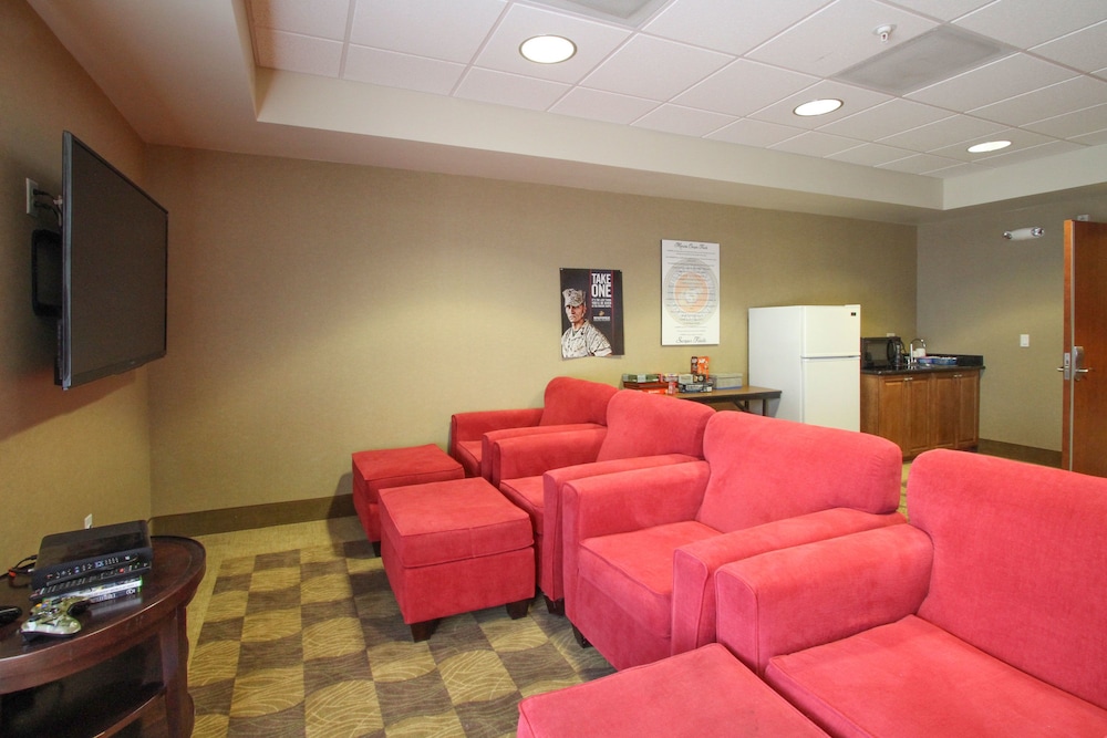 GreenTree Inn & Suites Florence - photo 39