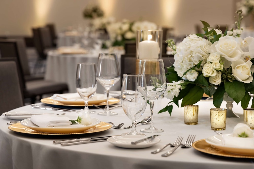 Valley Hotel Homewood Birmingham Curio Collection by Hilton - photo 62