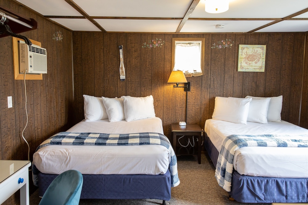 Isleview Motel and Cottages - photo 26