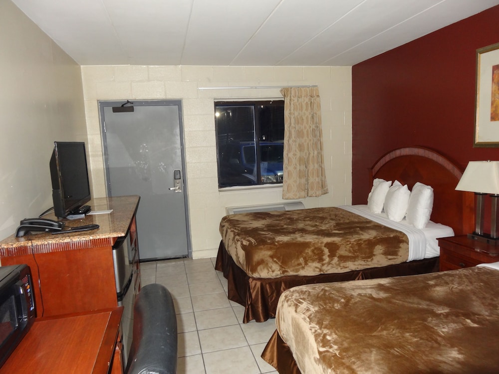 Red Apple Inn - photo 6