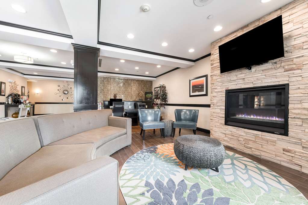 La Quinta Inn & Suites by Wyndham Auburn - photo 5