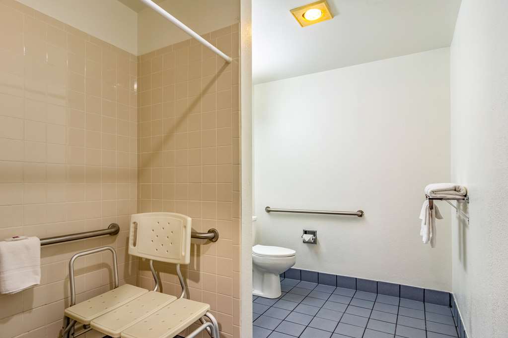 Motel 6 Chattanooga Downtown - photo 21