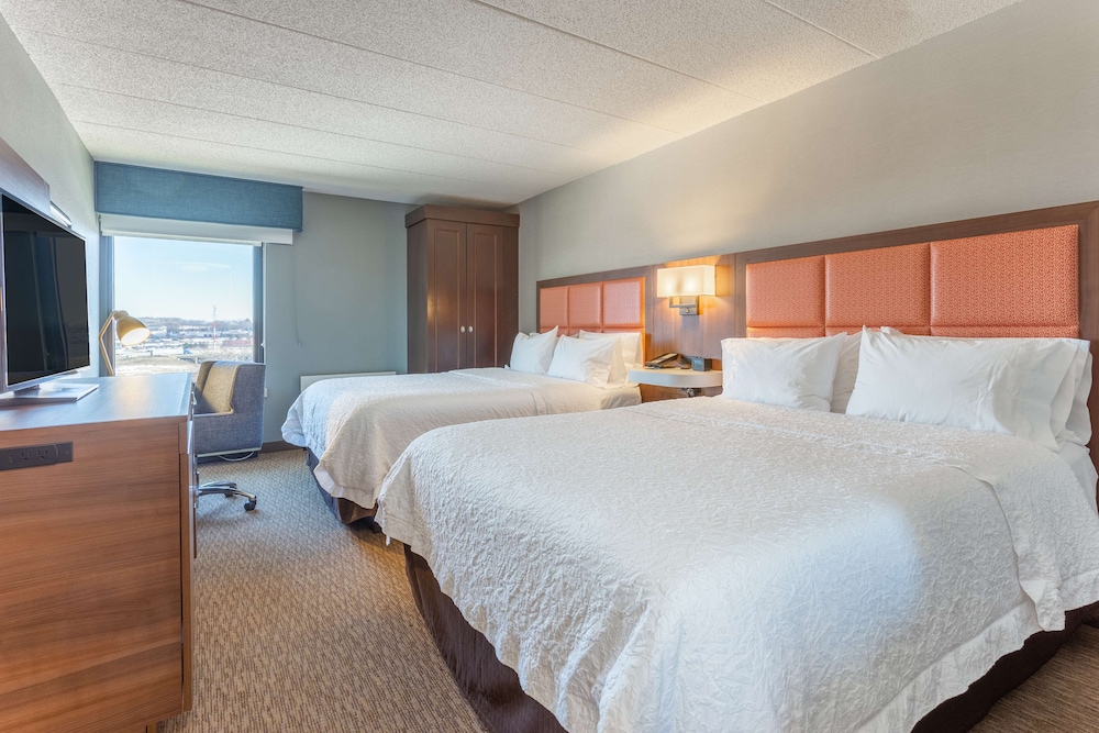 Hampton Inn Madison East Towne Mall Area - photo 6