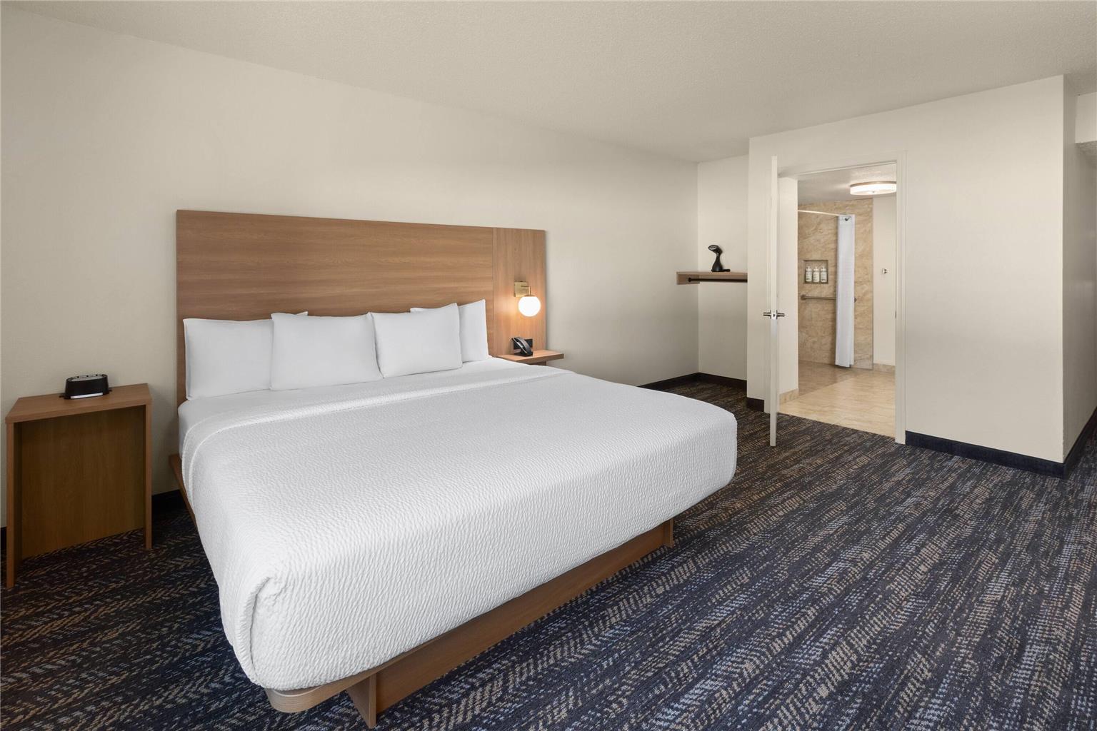 Ramada by Wyndham Merced - photo 12