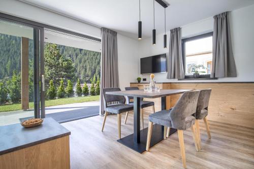 Apartments Chalet Silva — 4-Star Luxury Hotel in Selva, Italy