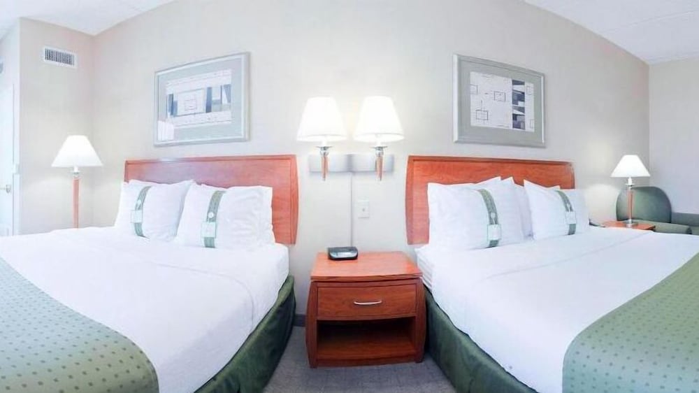 Holiday Inn & Suites Goodyear West Phoenix Area by IHG - photo 8