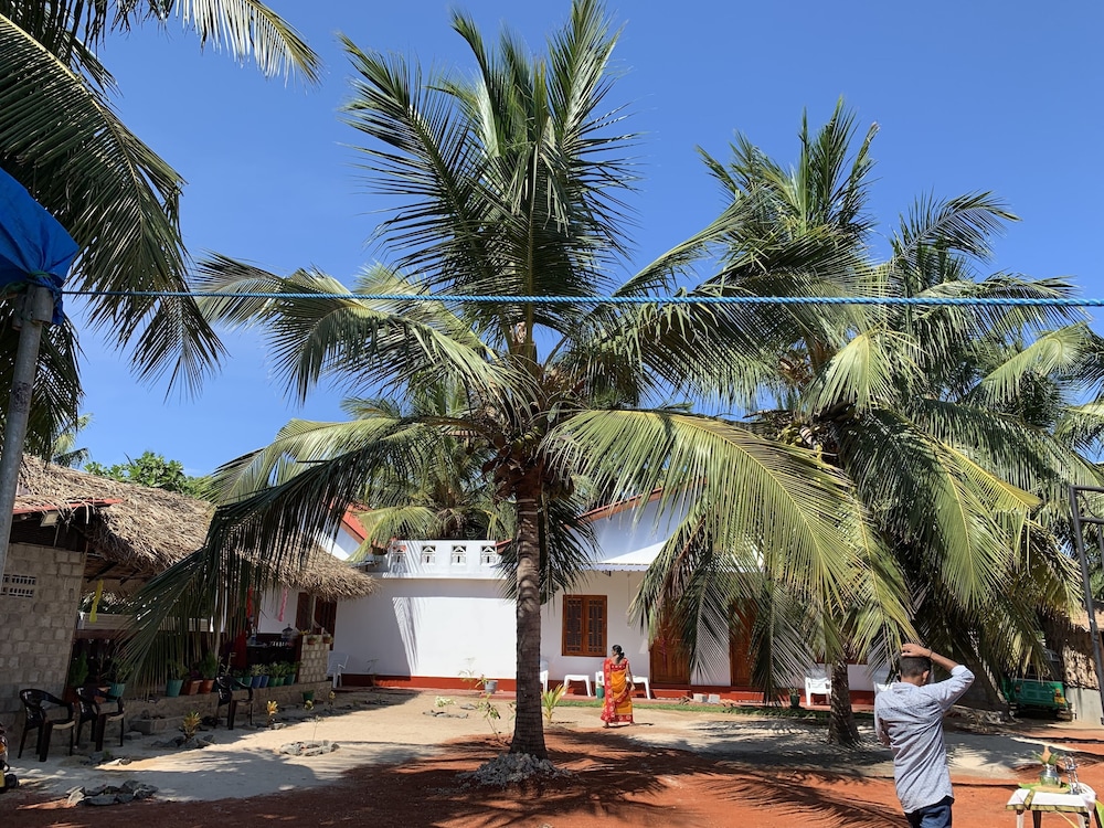 Palm view inn Nilaveli in Trincomalee, Sri Lanka