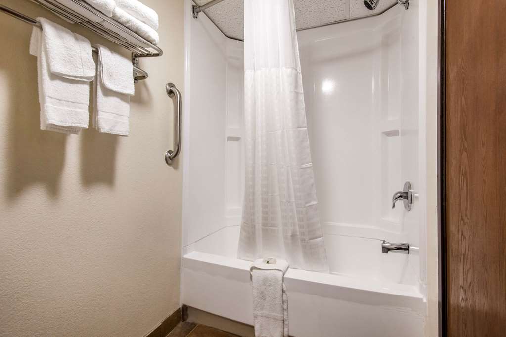 Quality Inn Arkansas City North - photo 19