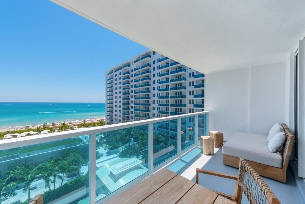 5 Star Hotel 1 1 Direct Ocean Unit 944 1 Bedroom Condo - photo 14