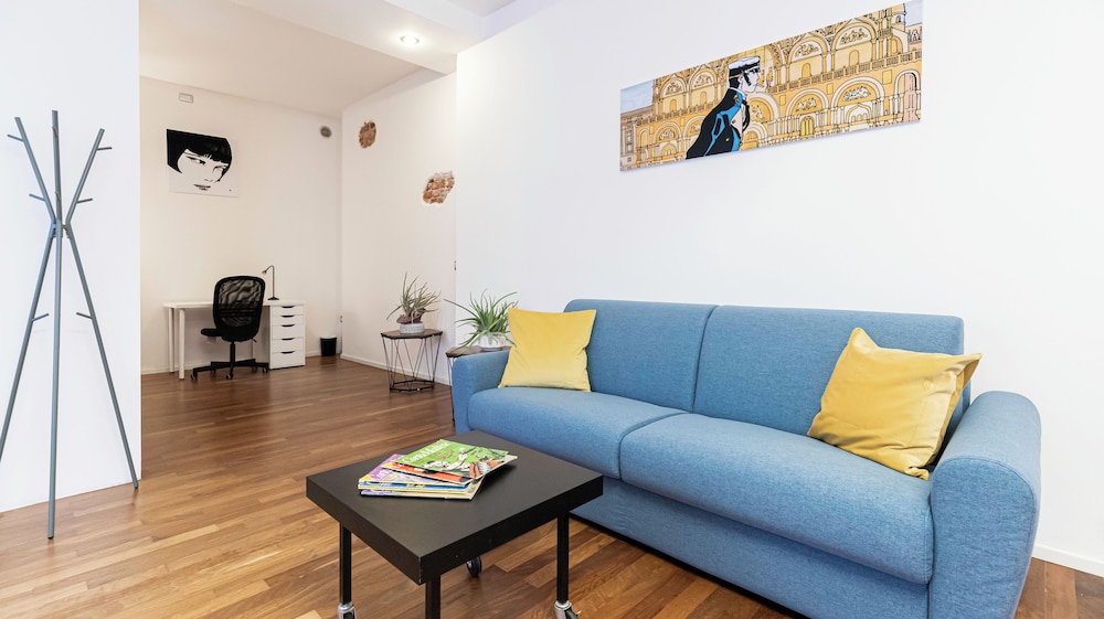 Italianway Piceno 44 — 4-Star Luxury Hotel in Milan, Italy