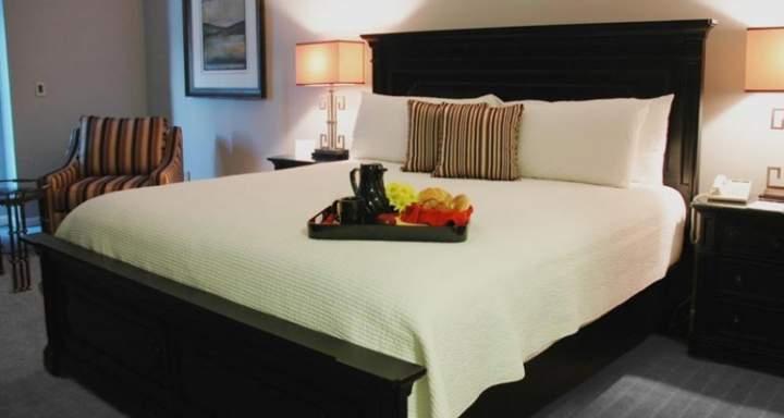The Inn at Claussen's - photo 9