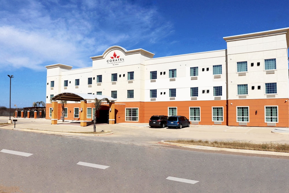 SureStay Hotel by Best Western Cotulla - photo 21