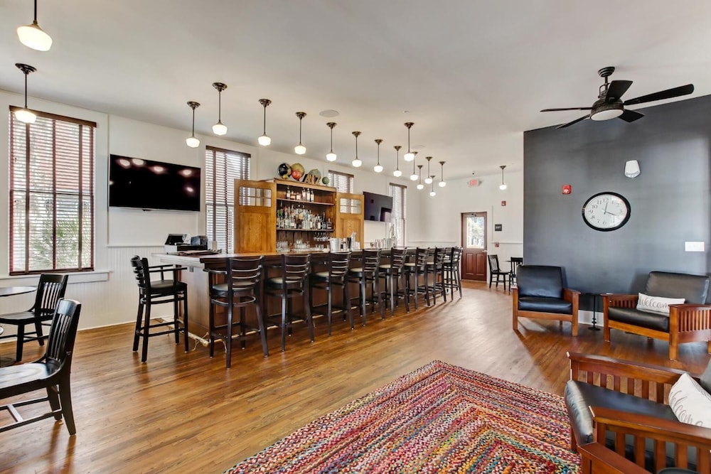 Amelia Schoolhouse Inn - photo 18