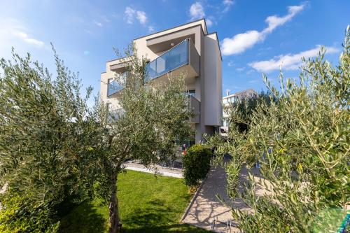 Apartment Elegance — 4-Star Luxury Hotel in Krk, Croatia