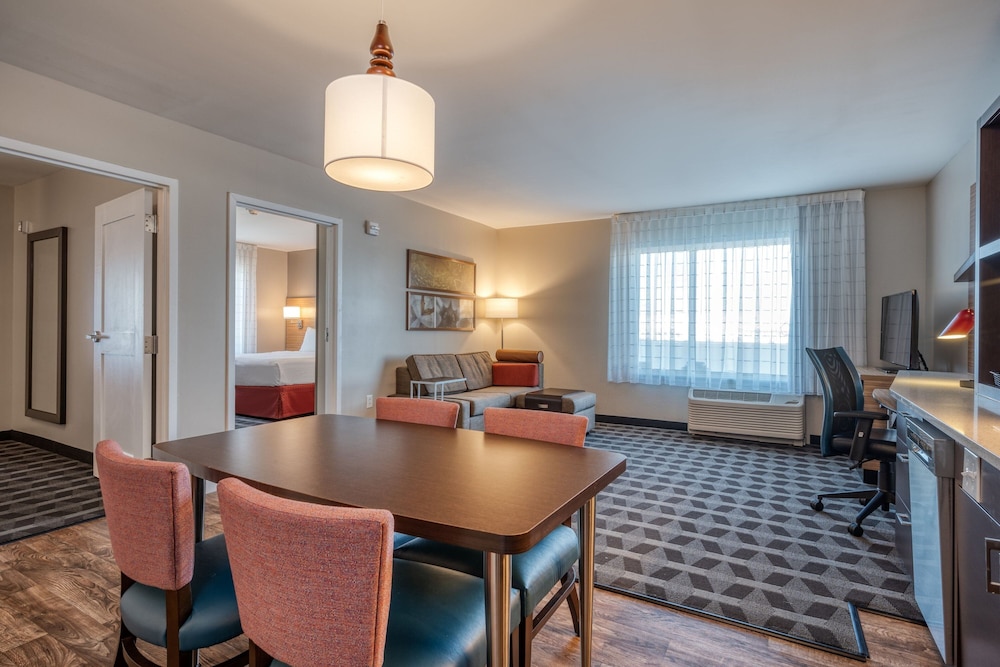 TownePlace Suites by Marriott Indianapolis Airport - photo 32