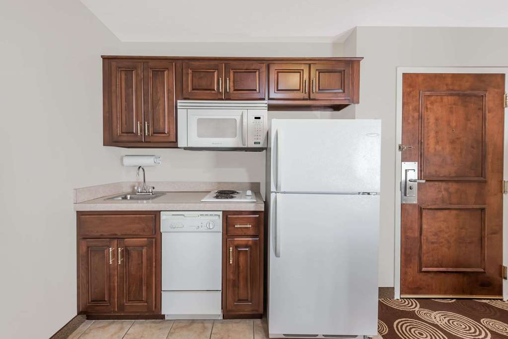 Hawthorn Extended Stay by Wyndham Seville - photo 13