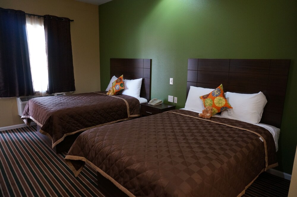 Texas Bungalows Hotel & Hotel Que at Lakeline Austin Cedar Park - photo 9