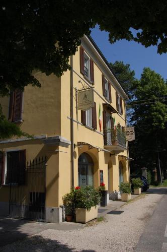 B&B Sant'Antonio — 4-Star Luxury Hotel in Sissa, Italy