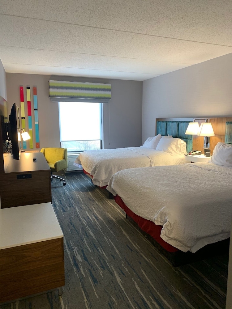 Hampton Inn & Suites Syracuse Dewitt - photo 8