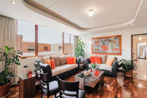 DP1 Spacious & bright flat 4 mins to Cayala — 4-Star Luxury Hotel in Guatemala City, Guatemala