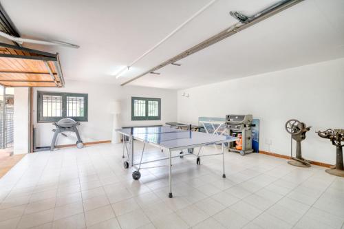 Villa Sierra with Private Pool — 4-Star Luxury Hotel in Palafrugell, Spain