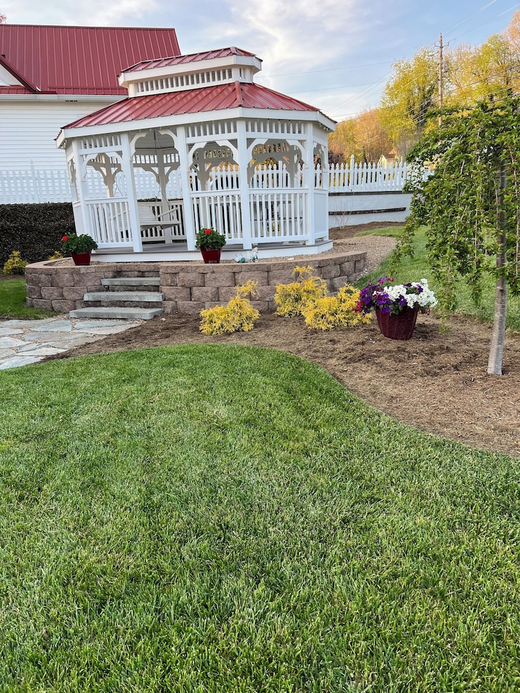 Carolina Country Inn - photo 19