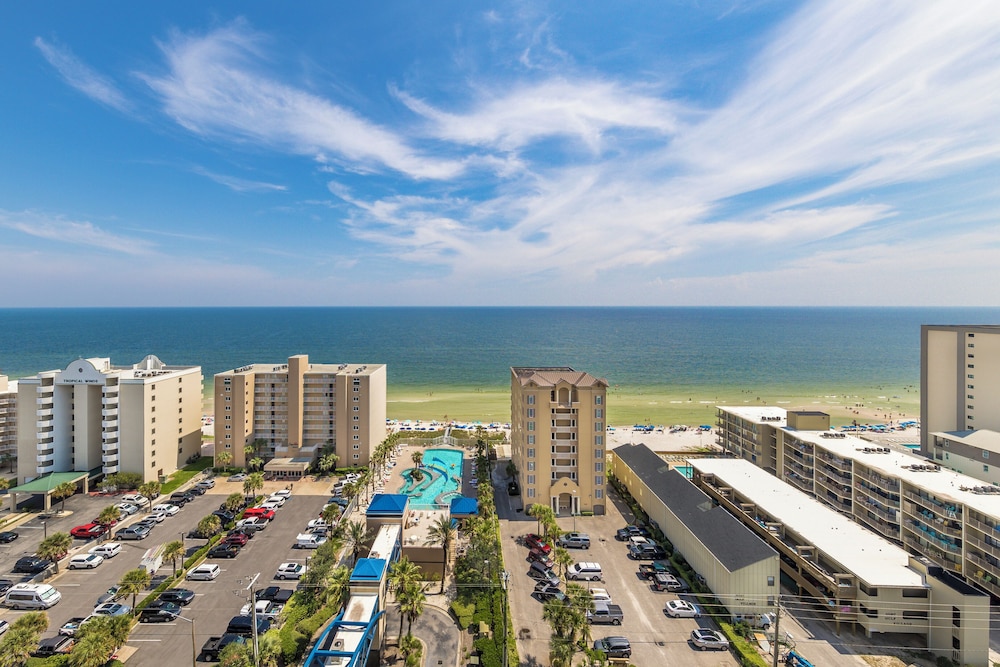 Crystal Tower Comfort Condos by Hosteeva - photo 133
