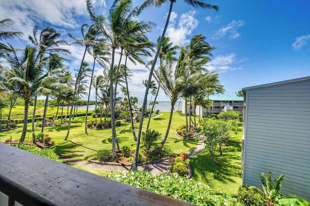 Molokai Island Retreat With Ocean View And Pool 19218974 — Kaunakakai