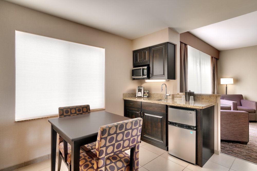 Holiday Inn Express & Suites Billings by IHG - photo 7