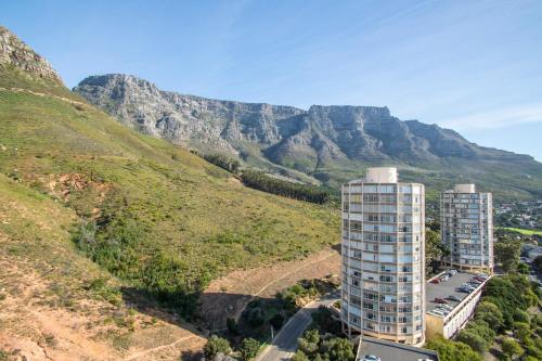 Disa Park 16th Floor Apartment with City Views — 4-Star Luxury Hotel in Cape Town, South Africa