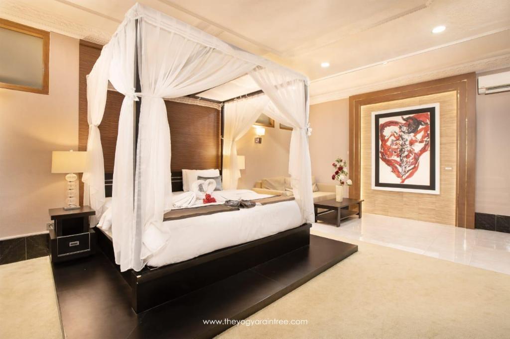 Raintree Boutique Villa & Gallery — 4-Star Luxury Hotel in Yogyakarta, Indonesia