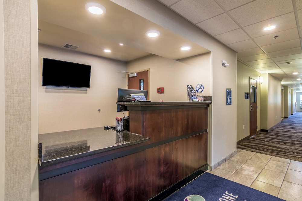 Cobblestone Inn & Suites Barron - photo 44