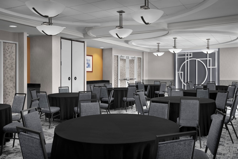 Hotel Indigo Jacksonville Deerwood Park by IHG - photo 44