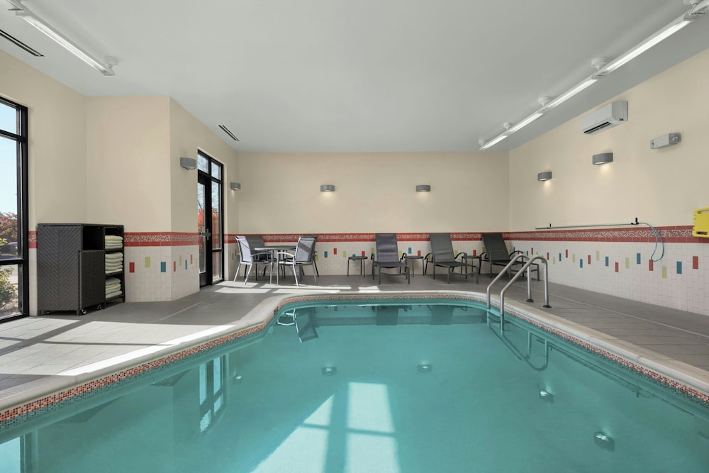 Fairfield Inn & Suites Moscow - photo 22