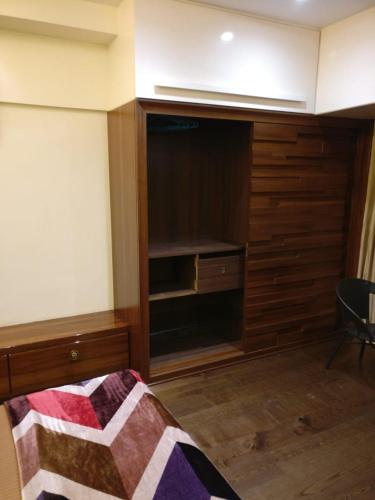 Awesome Room at Bandra Khar Mumbai