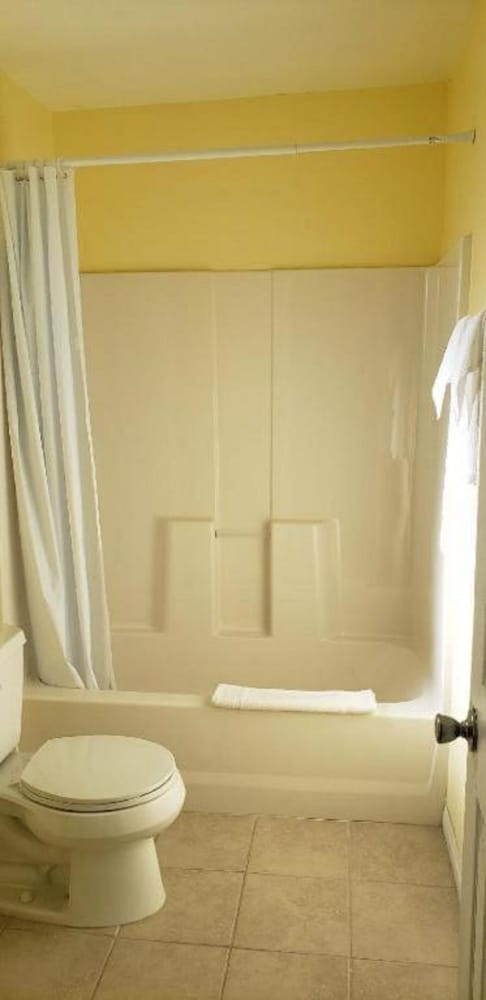 Europa Inn & Suites - photo 29