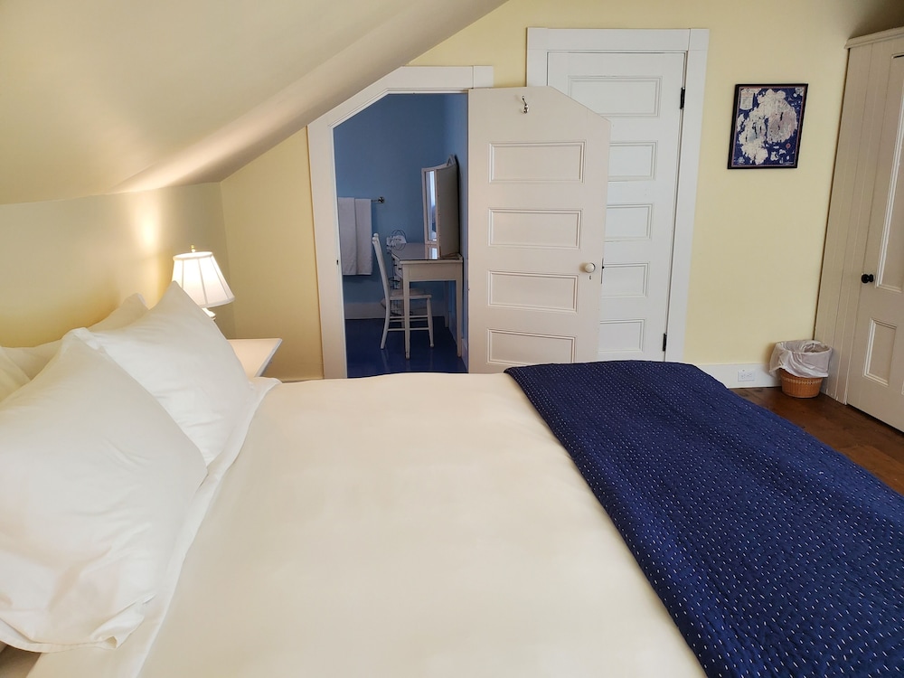 Harbourside Inn - photo 73