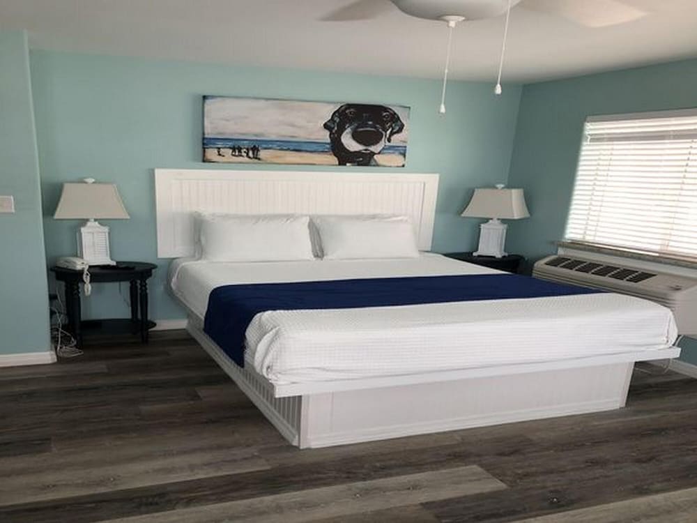 Beachgate CondoSuites & Motel - photo 28