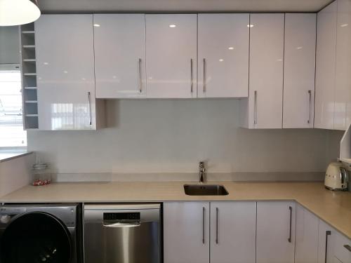 Umhlanga Luxury Accommodation - last minute hotel in Durban