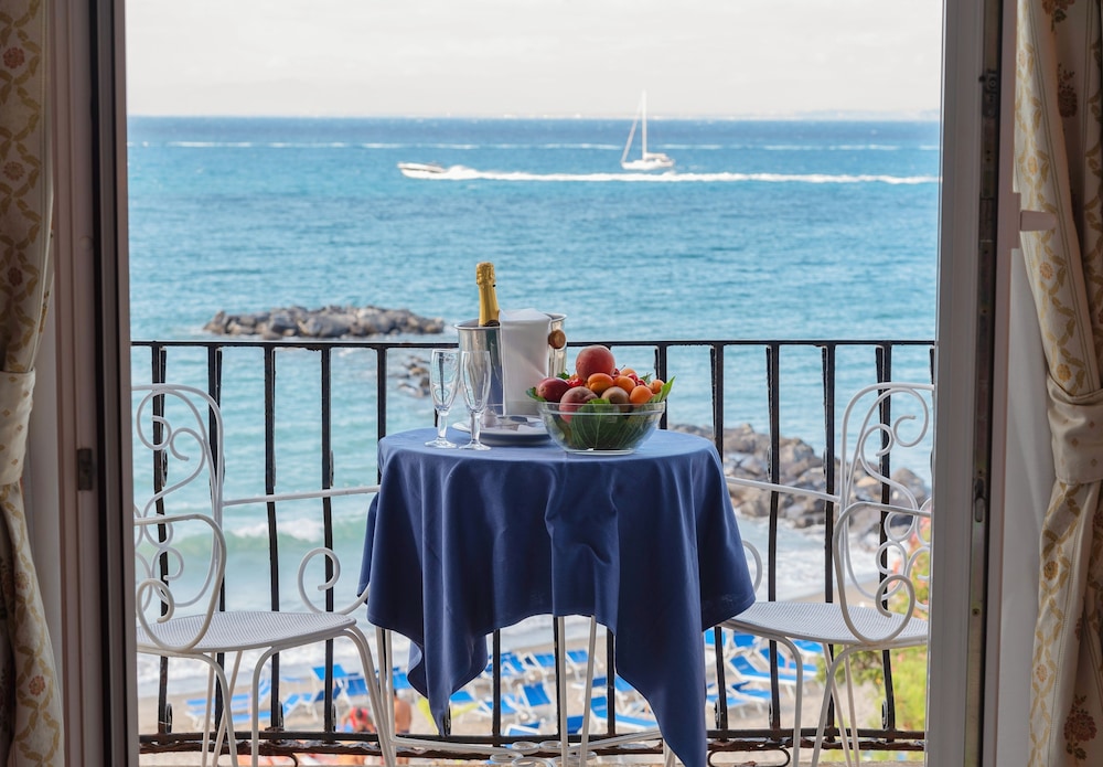 Hotel Imperial - last minute hotel in Ischia