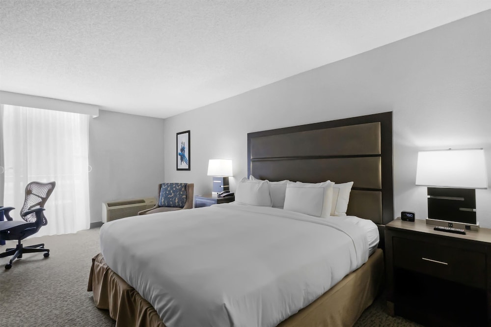 DoubleTree by Hilton Palm Beach Gardens - photo 7