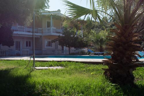 Doroufi Inn — 4-Star Luxury Hotel in Koilas, Greece
