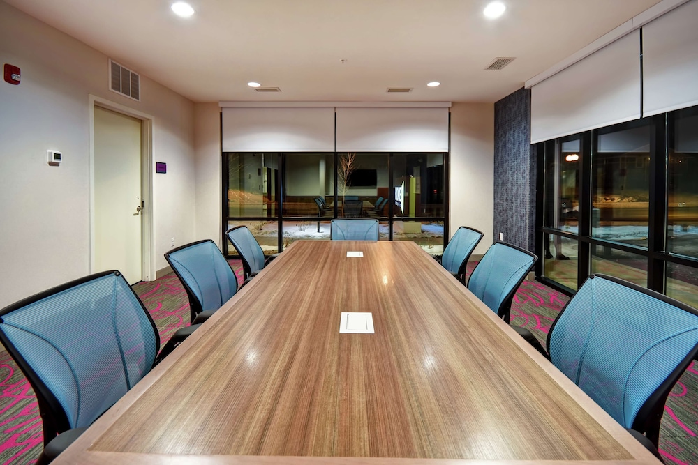 Home2 Suites Eagan Minneapolis - photo 40